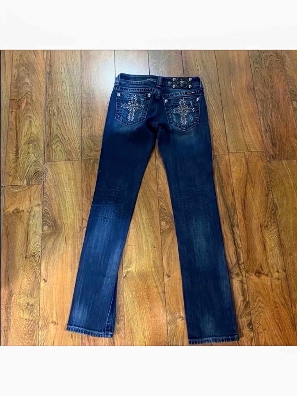 Gorgeous Vintage Miss Me Straight Jeans Cross Embellished Pockets 33” Inseam